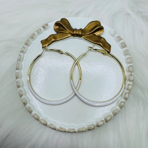 Sweetheart Necklace and Hoop Earring Bundle - Picture 3 of 4